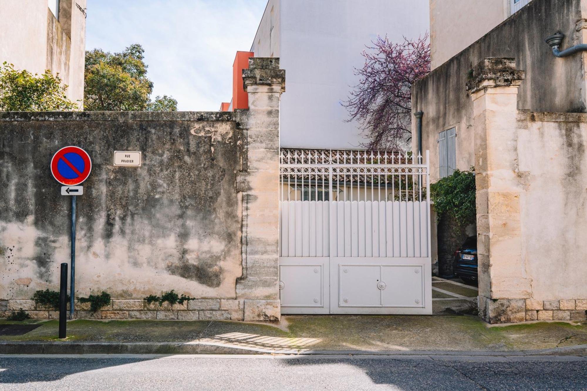 Demeure & Confort Nimes Exterior foto