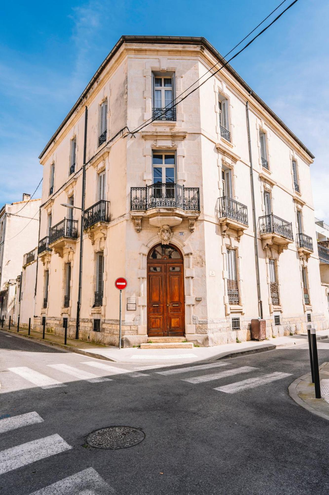 Demeure & Confort Nimes Exterior foto